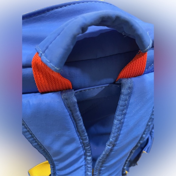 Disney Store Mickey Mouse Peeking backpack - Picture 5 of 10